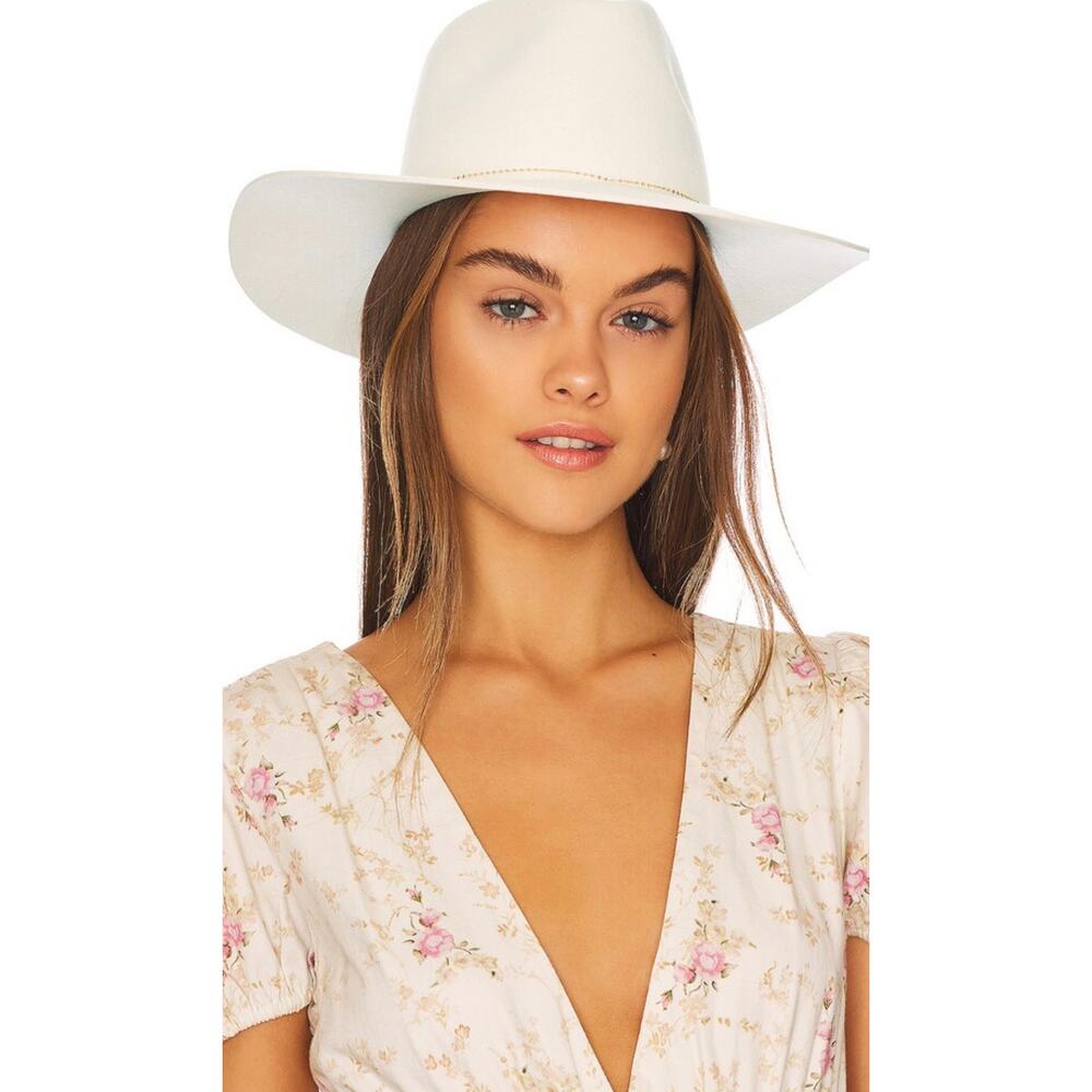 Van Palma Basile Hat in Off White NWT New Size Medium 57